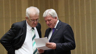 Foto: v.l.n.r. Ministerpräsident Winfried Kretschmann und Bundesratspräsident Volker Bouffier