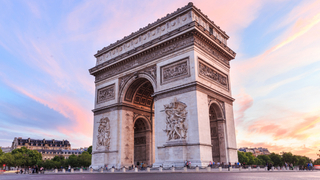 Foto: Champs-Elysees im Sonnenuntergang von Paris